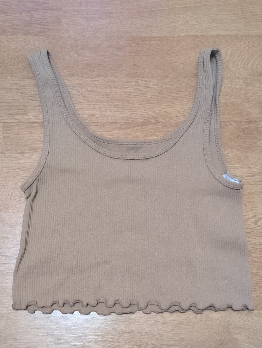 Aeropostale Ribbed Cropped Tank Top in Tan
